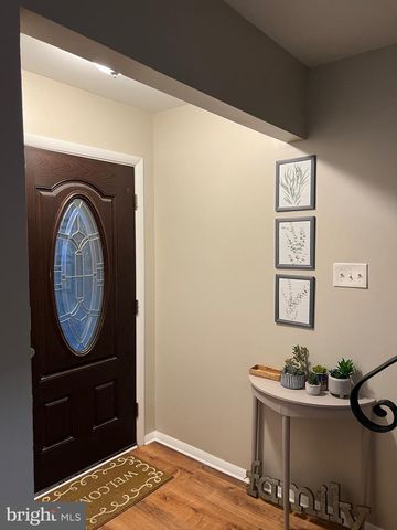 115 BANWELL LN, Mount Laurel, NJ 08054