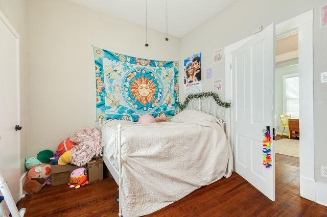 2015 36th Street, Galveston, TX 77550