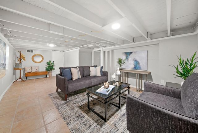 2015 36th Street, Galveston, TX 77550