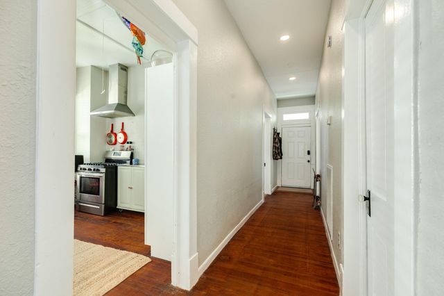 2015 36th Street, Galveston, TX 77550