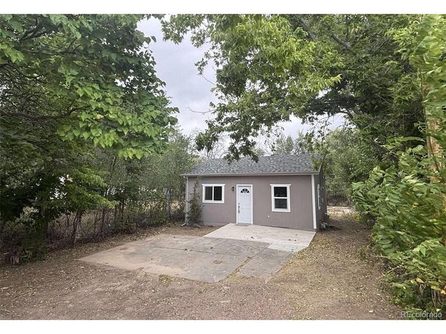 911 Elm Ave, Canon City, CO 81212