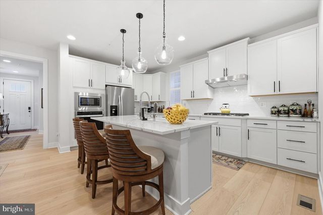 14146 DUNLIN ST, Clarksburg, MD 20871