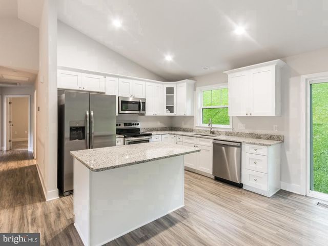1027 JOHN PAUL JONES DR, Stafford, VA 22554