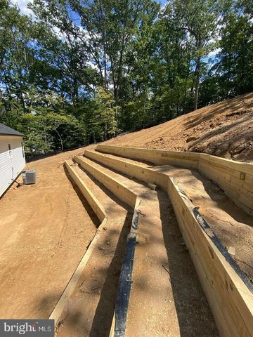 1027 JOHN PAUL JONES DR, Stafford, VA 22554