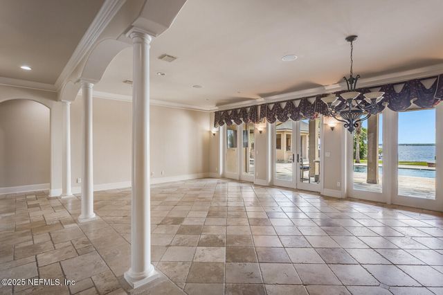 4710 STATE ROAD 13 N, St. Johns, FL 32259