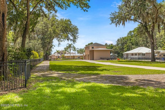 4710 STATE ROAD 13 N, St. Johns, FL 32259