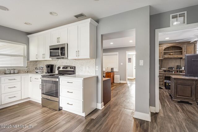 4710 STATE ROAD 13 N, St. Johns, FL 32259