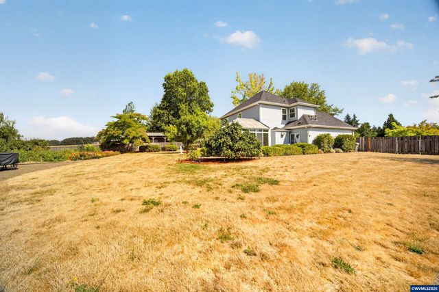 2350 Holly Pl NW, Albany, OR 97321