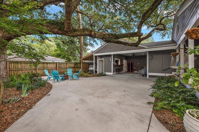 1126 North Boulevard, North Charleston, SC 29405