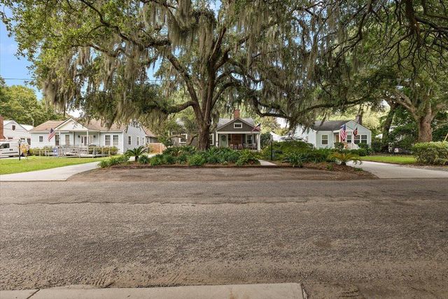 1126 North Boulevard, North Charleston, SC 29405