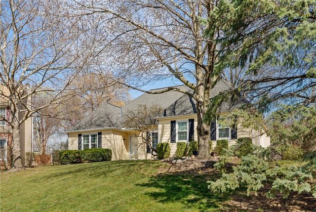 13416 W 70th Terrace, Shawnee, KS 66216