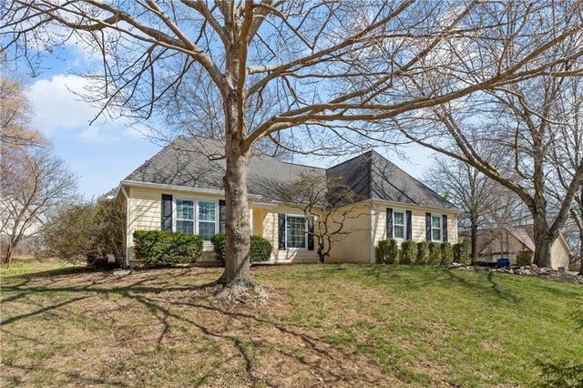 13416 W 70th Terrace, Shawnee, KS 66216