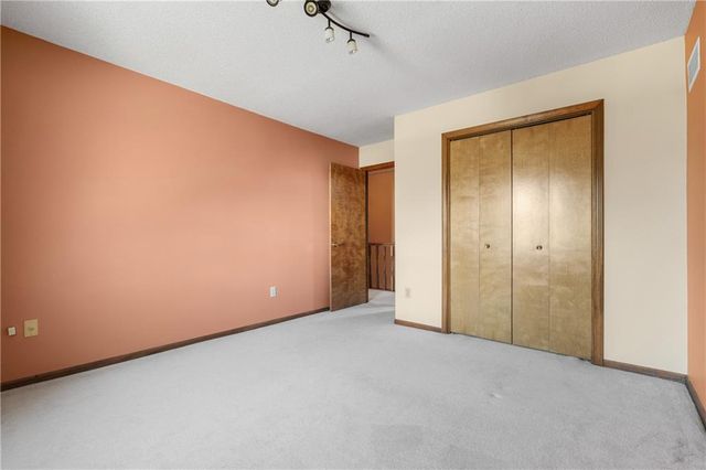 13416 W 70th Terrace, Shawnee, KS 66216