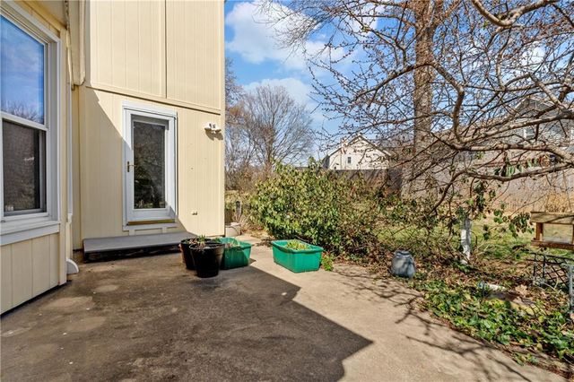 13416 W 70th Terrace, Shawnee, KS 66216