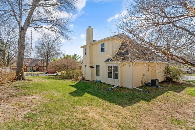 13416 W 70th Terrace, Shawnee, KS 66216