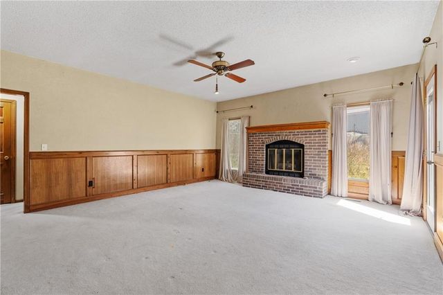 13416 W 70th Terrace, Shawnee, KS 66216