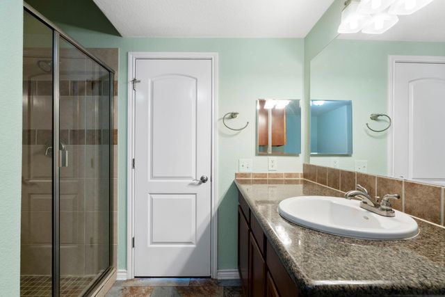 6810 Deatonhill DR 4102, Austin, TX 78745