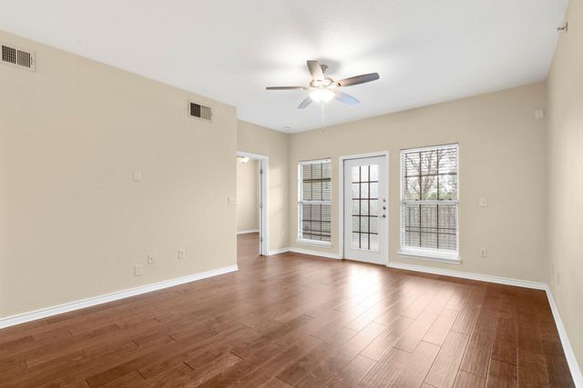 6810 Deatonhill DR 4102, Austin, TX 78745