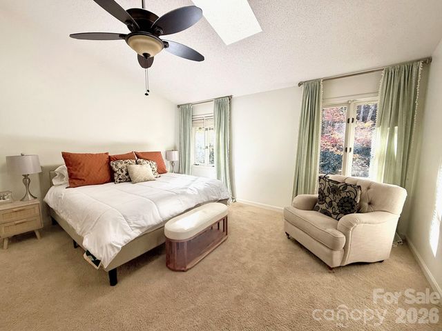 305 E Sondley Drive, Asheville, NC 28805