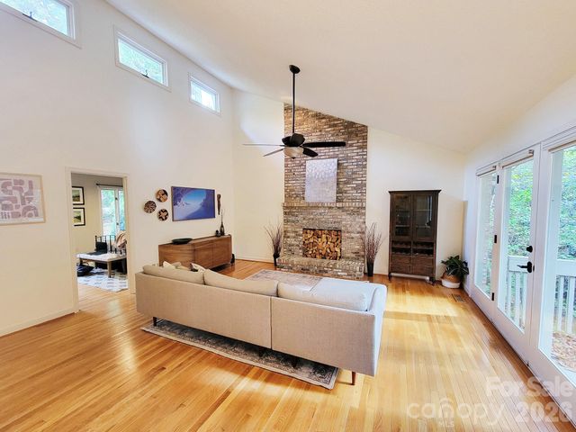 305 E Sondley Drive, Asheville, NC 28805