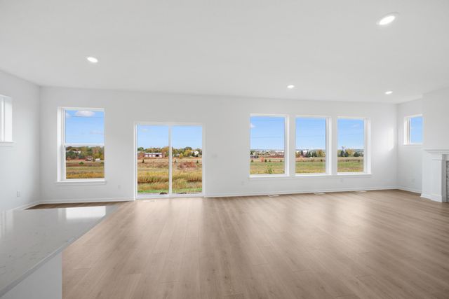 1670 Tyrone Drive, Shakopee, MN 55379