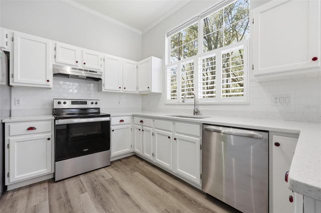 10067 SW 52ND ROAD, Gainesville, FL 32608