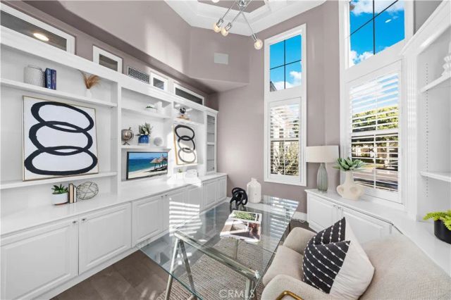 58 Victoria, Newport Beach, CA 92660