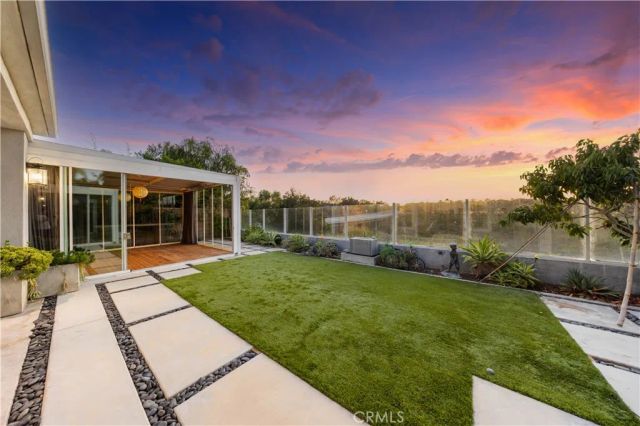 58 Victoria, Newport Beach, CA 92660