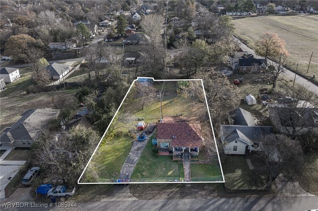 1911 S 12th Street, Fort Smith, AR 72901