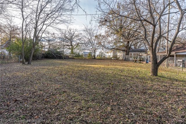 1911 S 12th Street, Fort Smith, AR 72901