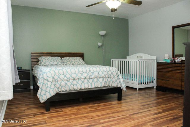 2204 Beachview Drive, Ocean Springs, MS 39564