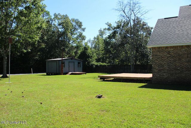 2204 Beachview Drive, Ocean Springs, MS 39564