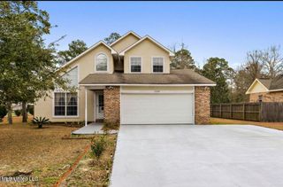 2204 Beachview Drive, Ocean Springs, MS 39564