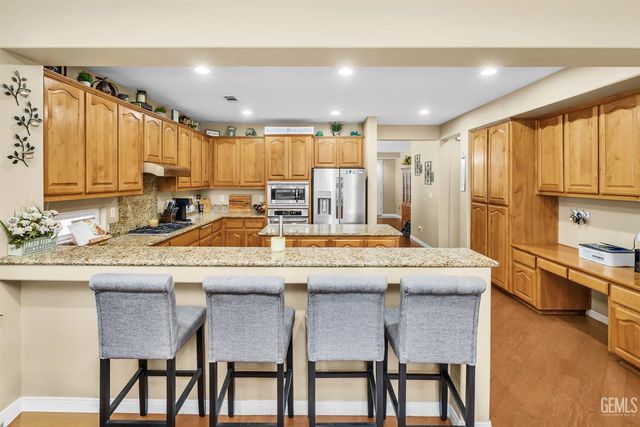 12403 Childress Street, Bakersfield, CA 93312