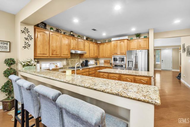 12403 Childress Street, Bakersfield, CA 93312