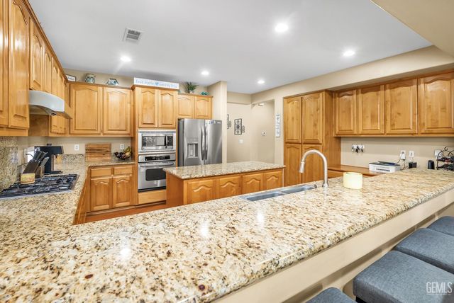 12403 Childress Street, Bakersfield, CA 93312