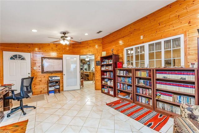 2017 E Fm 1717, Kingsville, TX 78363