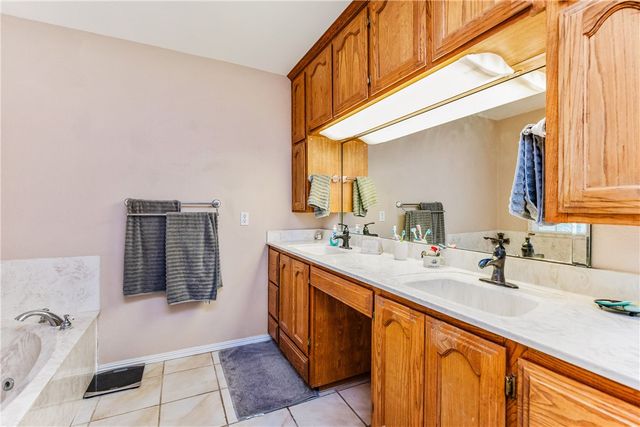 2017 E Fm 1717, Kingsville, TX 78363