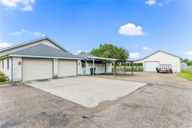 2017 E Fm 1717, Kingsville, TX 78363