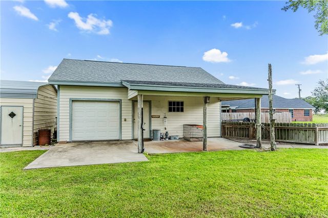 2017 E Fm 1717, Kingsville, TX 78363