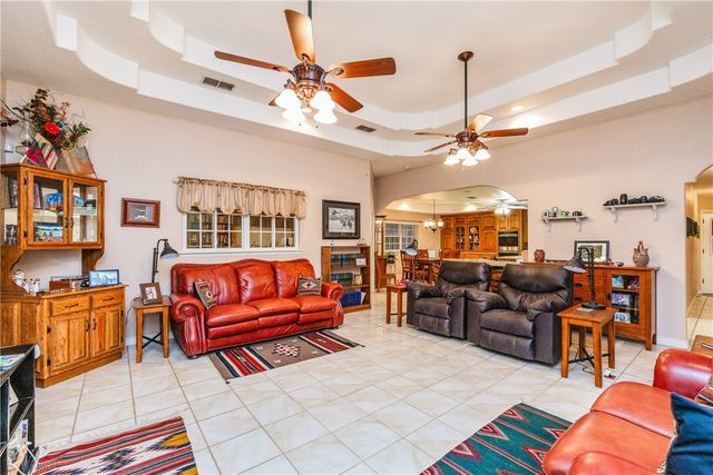 2017 E Fm 1717, Kingsville, TX 78363