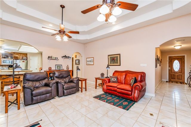 2017 E Fm 1717, Kingsville, TX 78363