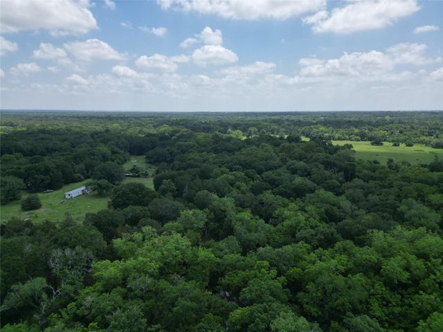 2388 Cedar View Lane, Bellville, TX 77418