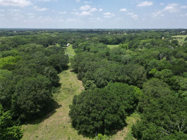 2388 Cedar View Lane, Bellville, TX 77418