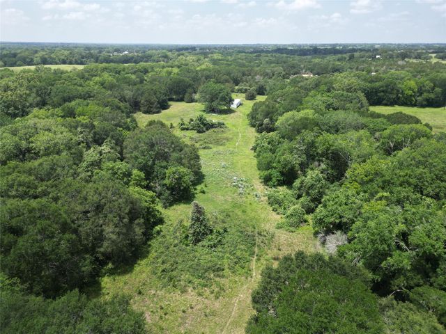 2388 Cedar View Lane, Bellville, TX 77418