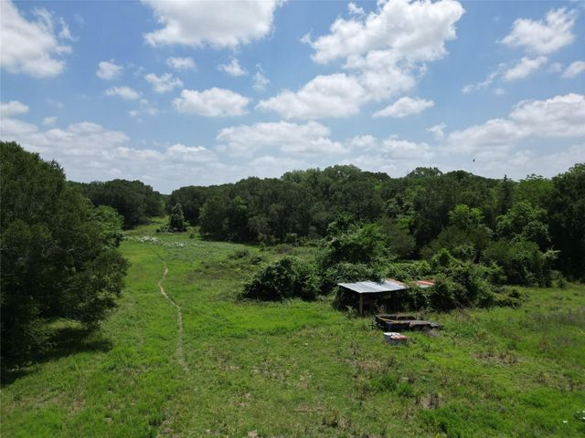 2388 Cedar View Lane, Bellville, TX 77418