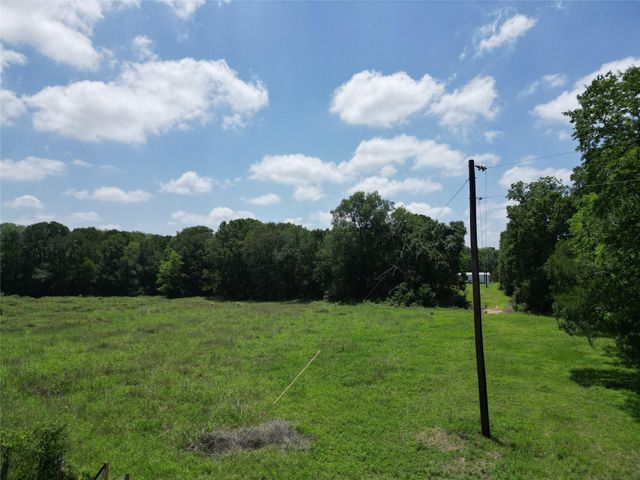 2388 Cedar View Lane, Bellville, TX 77418
