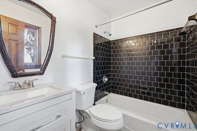 5407 Kralan Ct, Chester, VA 23831