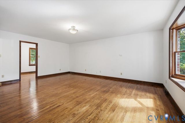 5407 Kralan Ct, Chester, VA 23831