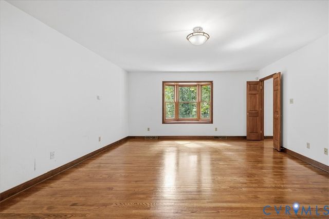 5407 Kralan Ct, Chester, VA 23831